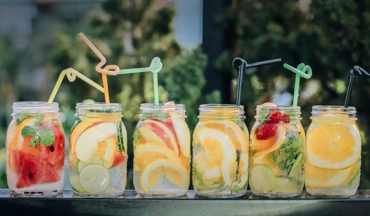 Top 5 Summer Tipples to Enjoy in Your Wave Spa - Wave Spas Europe