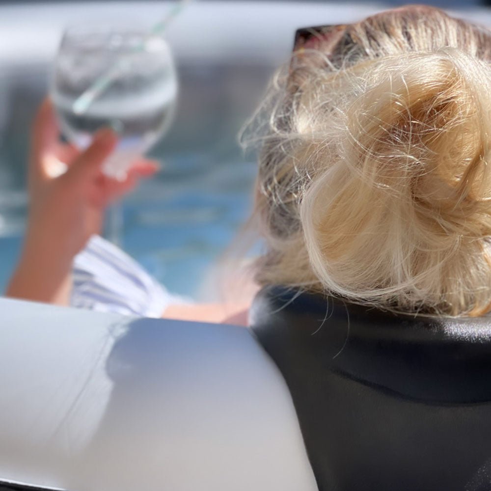 Luxury Spa Comfort Pack | 2 Drinks Holders, 2 Head Rests | Black - Wave Spas Europe