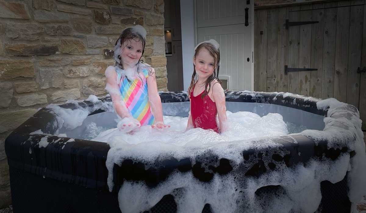 Kids And Hot Tubs: Our Safety Advice - Wave Spas Europe