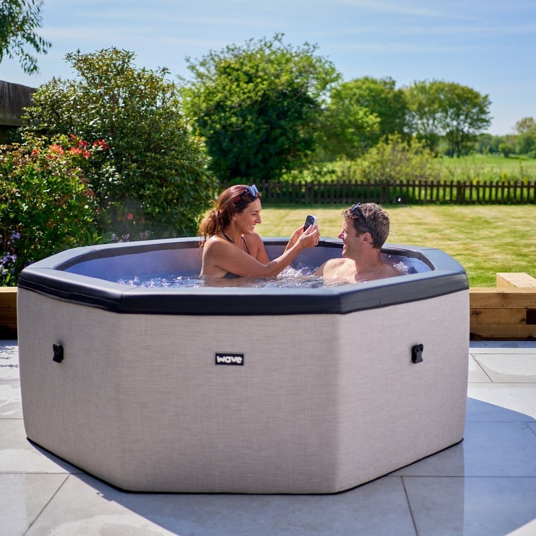 Como v2 | 6-Person Eco Foam Hot Tub | Integrated Heater | Charcoal Black - Wave Spas Europe